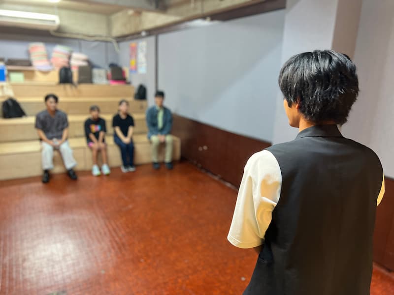 01ENTERTAINMENT 壺屋演劇場かさね 役者レッスン 養成所